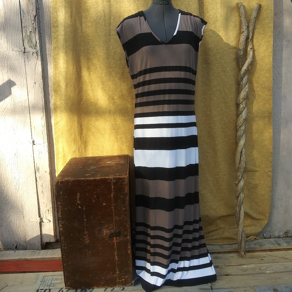 Olivia Matthews Tan, Black, And White Maxi Dress